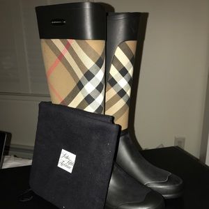 Burberry Boots 39